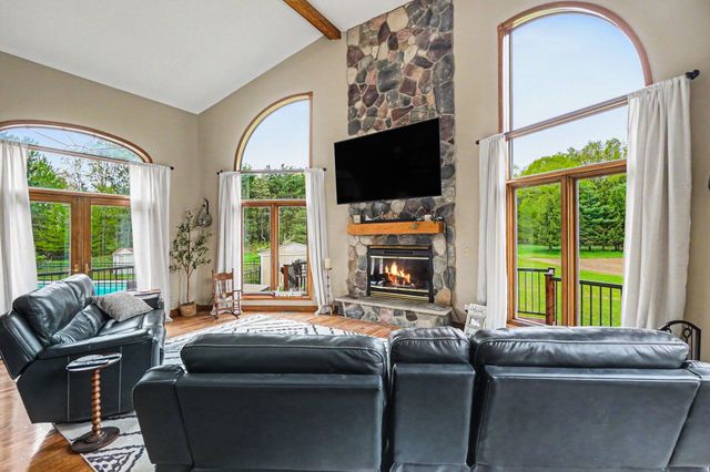 17634 Meceola Road, Hersey, MI 49639