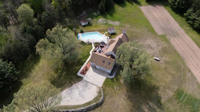 17634 Meceola Road, Hersey, MI 49639