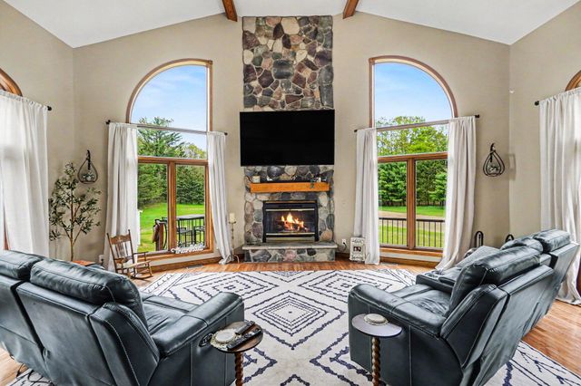 17634 Meceola Road, Hersey, MI 49639