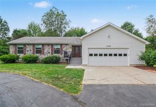 2240 Hidden Lake Trail, Ortonville, MI 48462