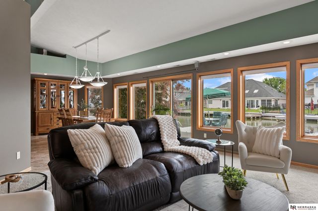 515 Pier 2, Lincoln, NE 68528