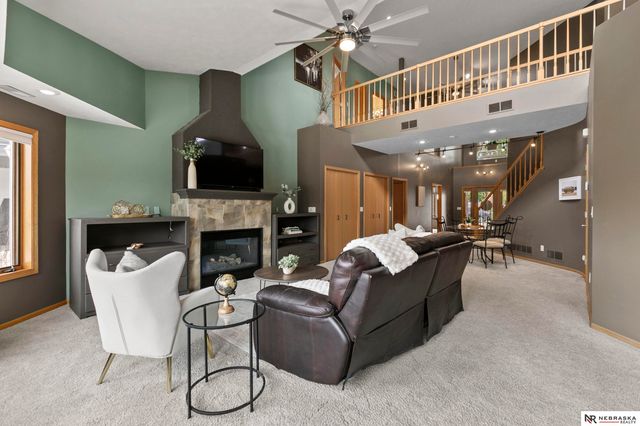 515 Pier 2, Lincoln, NE 68528