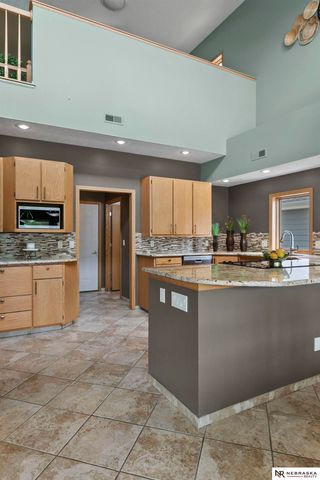 515 Pier 2, Lincoln, NE 68528
