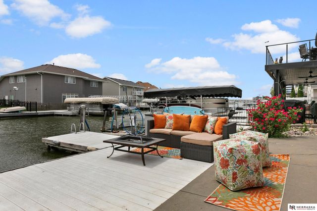515 Pier 2, Lincoln, NE 68528