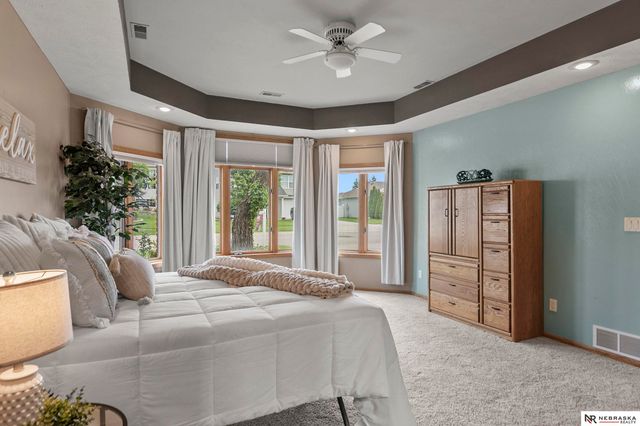 515 Pier 2, Lincoln, NE 68528