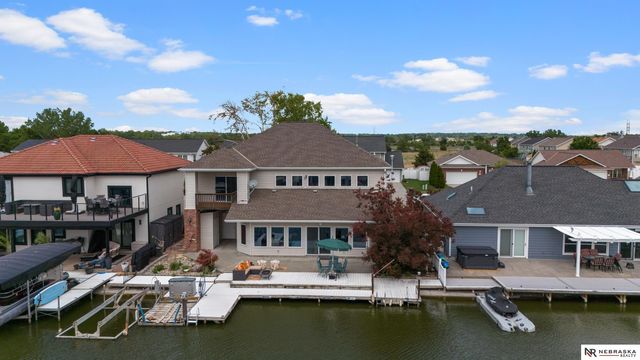 515 Pier 2, Lincoln, NE 68528