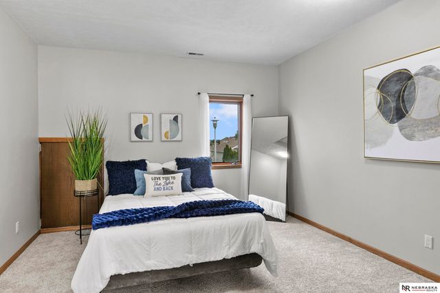 515 Pier 2, Lincoln, NE 68528