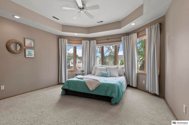 515 Pier 2, Lincoln, NE 68528