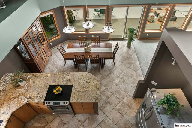 515 Pier 2, Lincoln, NE 68528