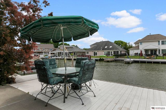 515 Pier 2, Lincoln, NE 68528