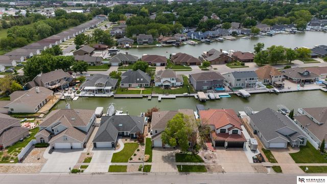 515 Pier 2, Lincoln, NE 68528