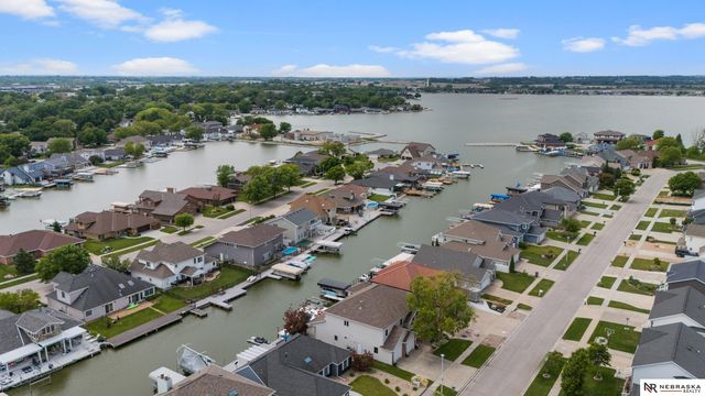 515 Pier 2, Lincoln, NE 68528