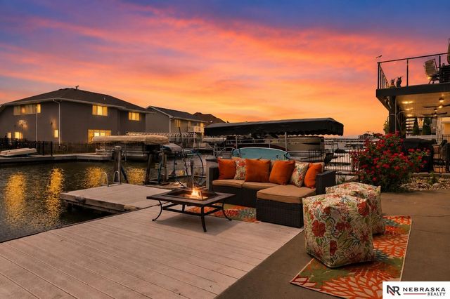 515 Pier 2, Lincoln, NE 68528