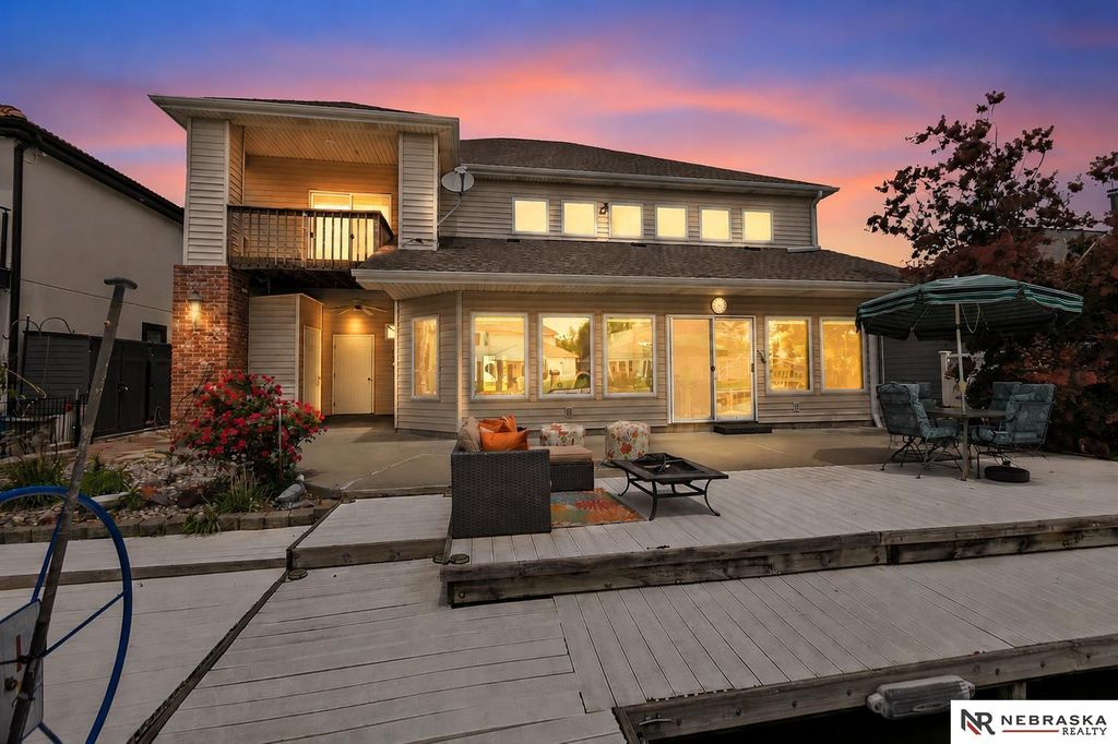 515 Pier 2, Lincoln, NE 68528