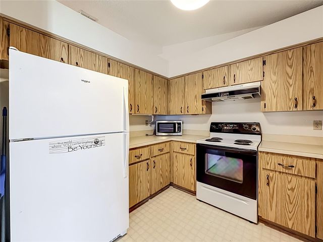 33909 LINDA LANE, Leesburg, FL 34788