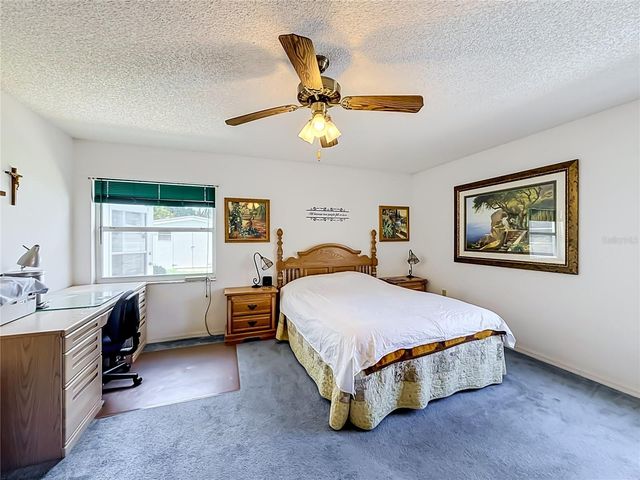 33909 LINDA LANE, Leesburg, FL 34788