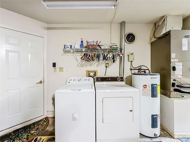 33909 LINDA LANE, Leesburg, FL 34788