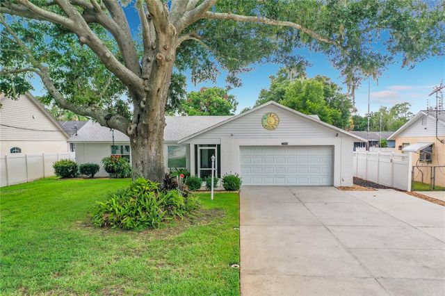 33909 LINDA LANE, Leesburg, FL 34788