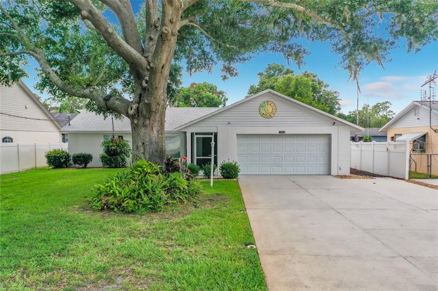 33909 LINDA LANE, Leesburg, FL 34788