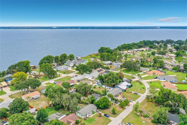 33909 LINDA LANE, Leesburg, FL 34788