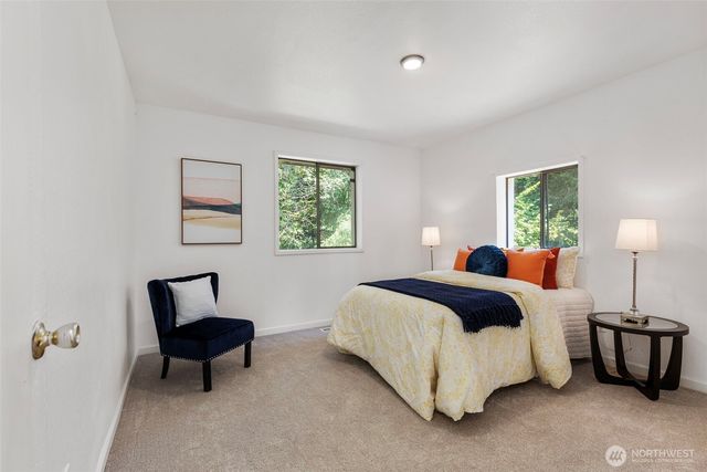 90 NE Barbara Boulevard, Belfair, WA 98528