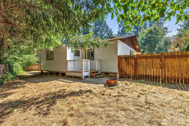 90 NE Barbara Boulevard, Belfair, WA 98528