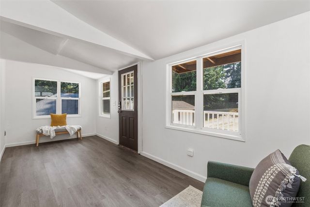 90 NE Barbara Boulevard, Belfair, WA 98528
