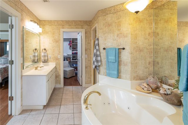 6625 Elizabeth Avenue, Springdale, AR 72762