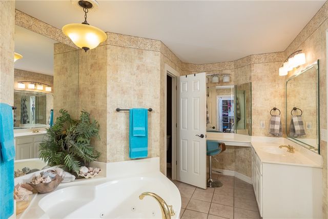 6625 Elizabeth Avenue, Springdale, AR 72762