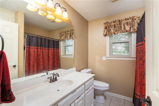 6625 Elizabeth Avenue, Springdale, AR 72762