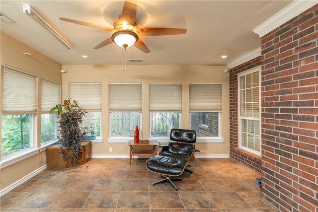 6625 Elizabeth Avenue, Springdale, AR 72762