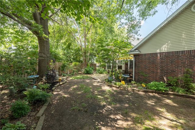 6625 Elizabeth Avenue, Springdale, AR 72762