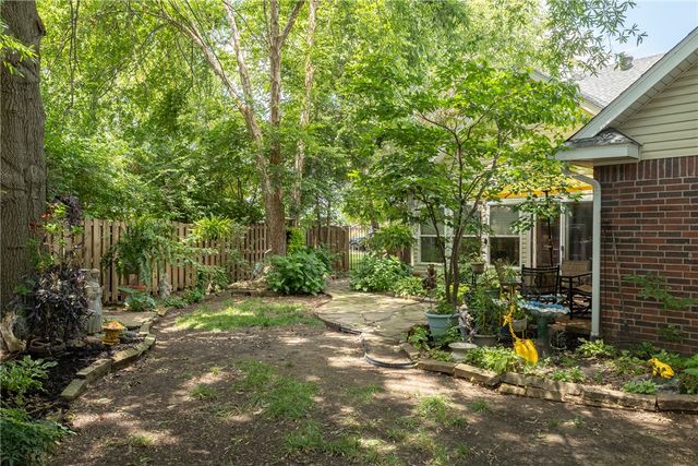 6625 Elizabeth Avenue, Springdale, AR 72762