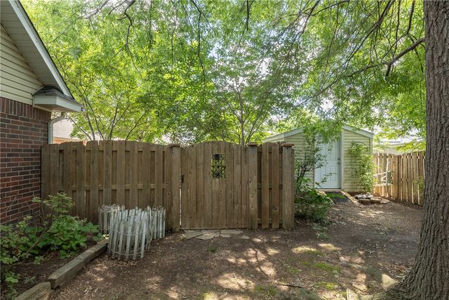 6625 Elizabeth Avenue, Springdale, AR 72762