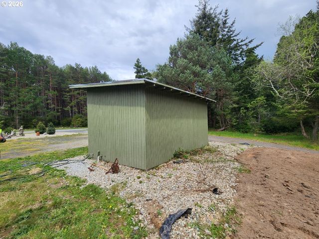 42793 KREIGER Ln, Port Orford, OR 97465