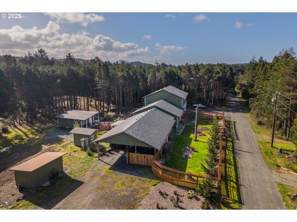 42793 KREIGER Ln, Port Orford, OR 97465