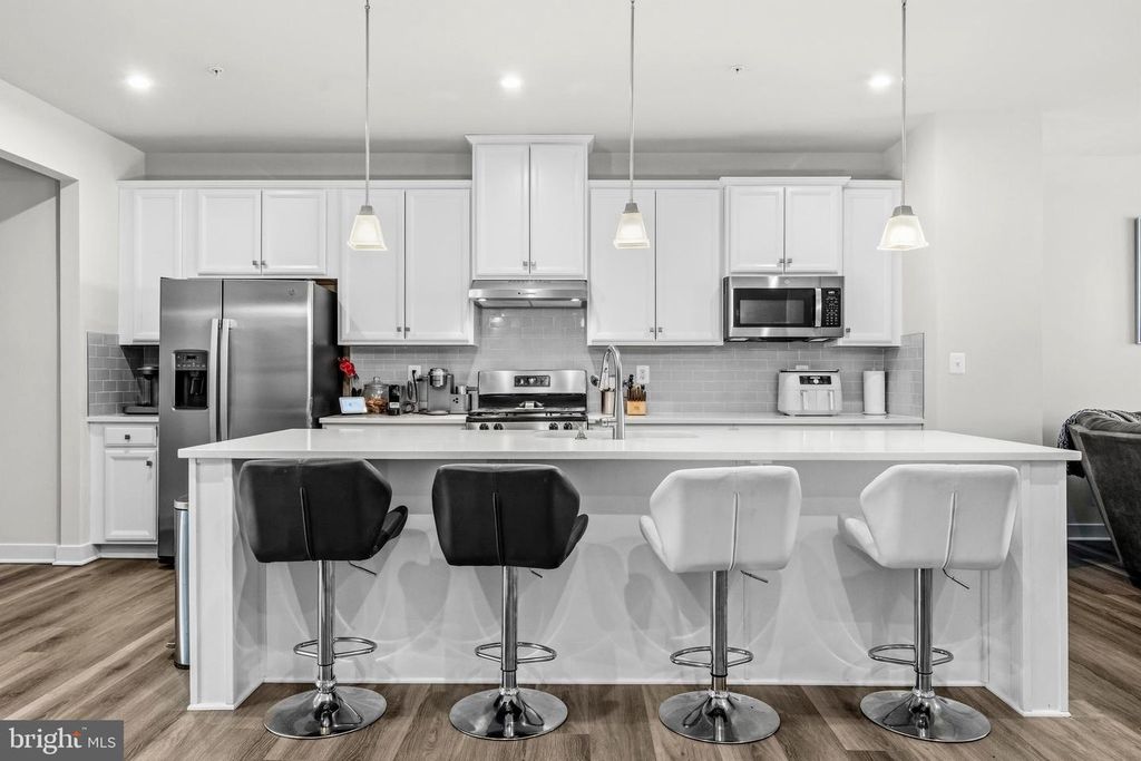 Image 10 of property listing at 11306 MERIDIAN HILL WAY, Upper Marlboro, MD 20772