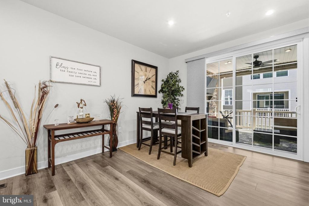 Image 14 of property listing at 11306 MERIDIAN HILL WAY, Upper Marlboro, MD 20772