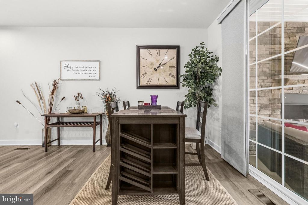 Image 15 of property listing at 11306 MERIDIAN HILL WAY, Upper Marlboro, MD 20772