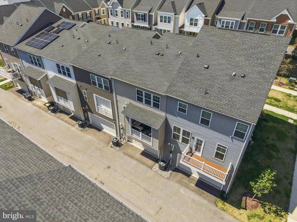 Image 31 of property listing at 11306 MERIDIAN HILL WAY, Upper Marlboro, MD 20772