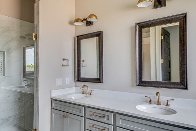 2064 Blackstone Drive, Hendersonville, TN 37075