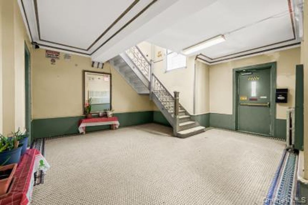 1898 Longfellow Ave E4, Bronx, NY 10460 — photo 2