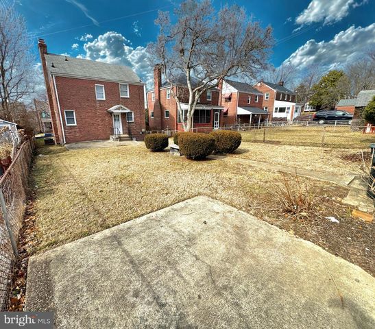 6513 13TH ST NW, Washington, DC 20012