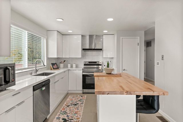 610 Skyway Drive, San Jose, CA 95111