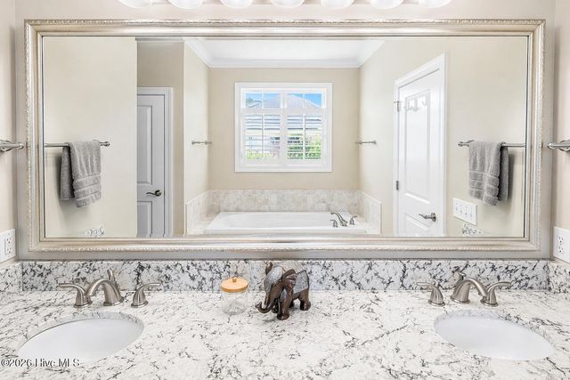 720 Blue Point Drive, Wilmington, NC 28411