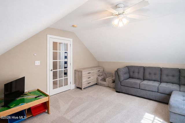 720 Blue Point Drive, Wilmington, NC 28411