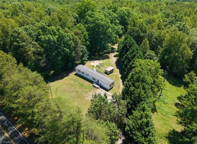1709 Bud Tilley Road, Pinnacle, NC 27043