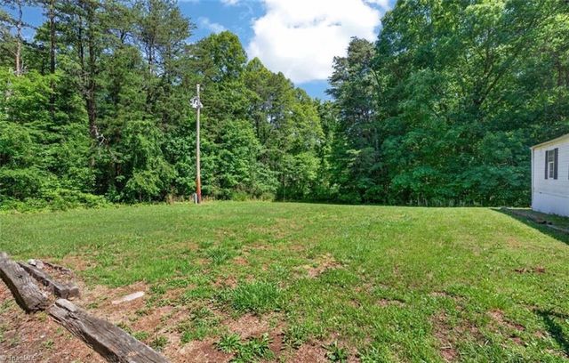 1709 Bud Tilley Road, Pinnacle, NC 27043