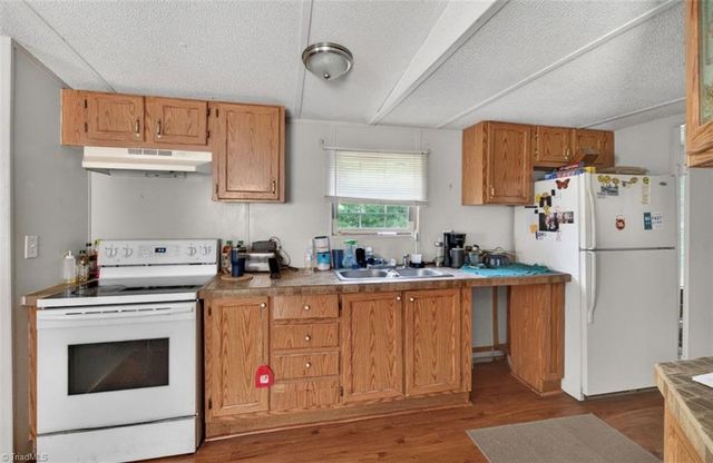 1709 Bud Tilley Road, Pinnacle, NC 27043