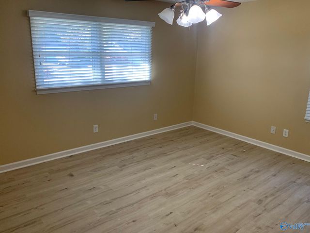 2120 Windover Drive NE, Huntsville, AL 35811